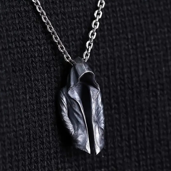New! MEN'S Silver Plated Dark Assassin Pendant Necklace. - Picture 2 of 4